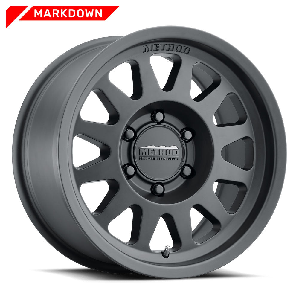 704 - Markdown | Matte Black
