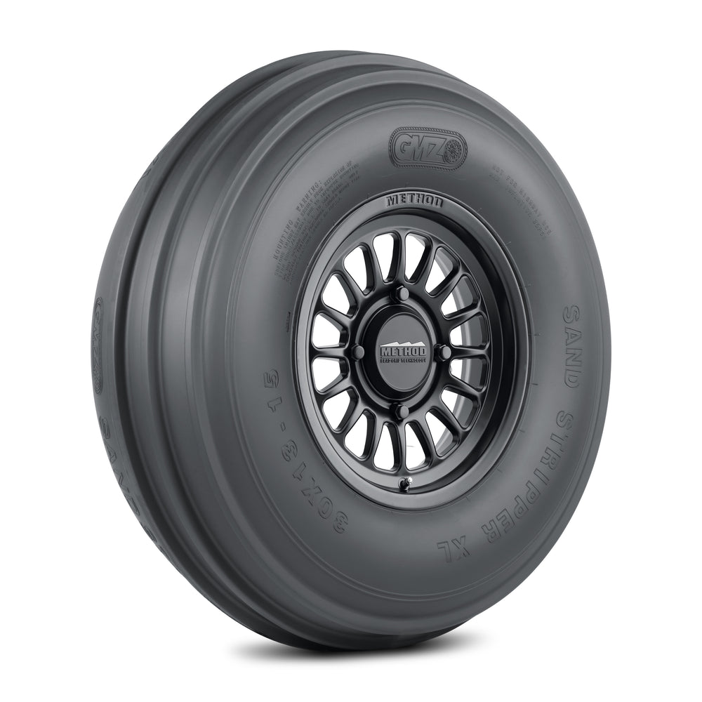 411 Bead Grip | Matte Black + Sand Stripper Front 30
